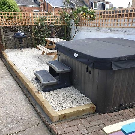Belmont Villa - 4 Bed - Hot Tub Additional Cost - Sleeps 10-Tjs22Bv Ilfracombe Eksteriør billede