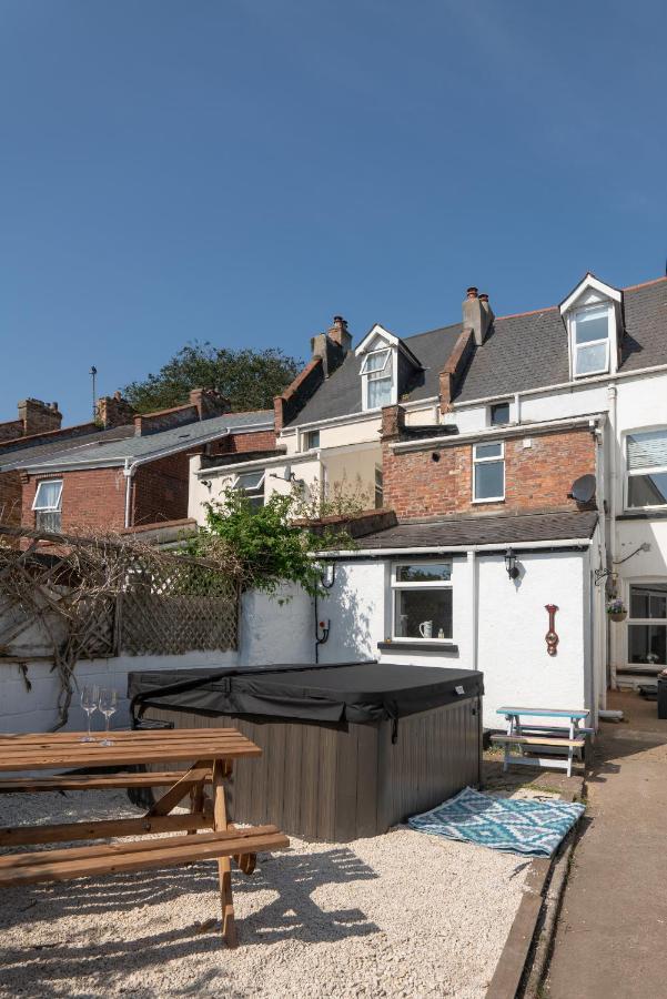 Belmont Villa - 4 Bed - Hot Tub Additional Cost - Sleeps 10-Tjs22Bv Ilfracombe Eksteriør billede